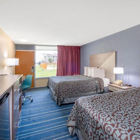 Days Inn By Wyndham Salem, Il Dış mekan fotoğraf