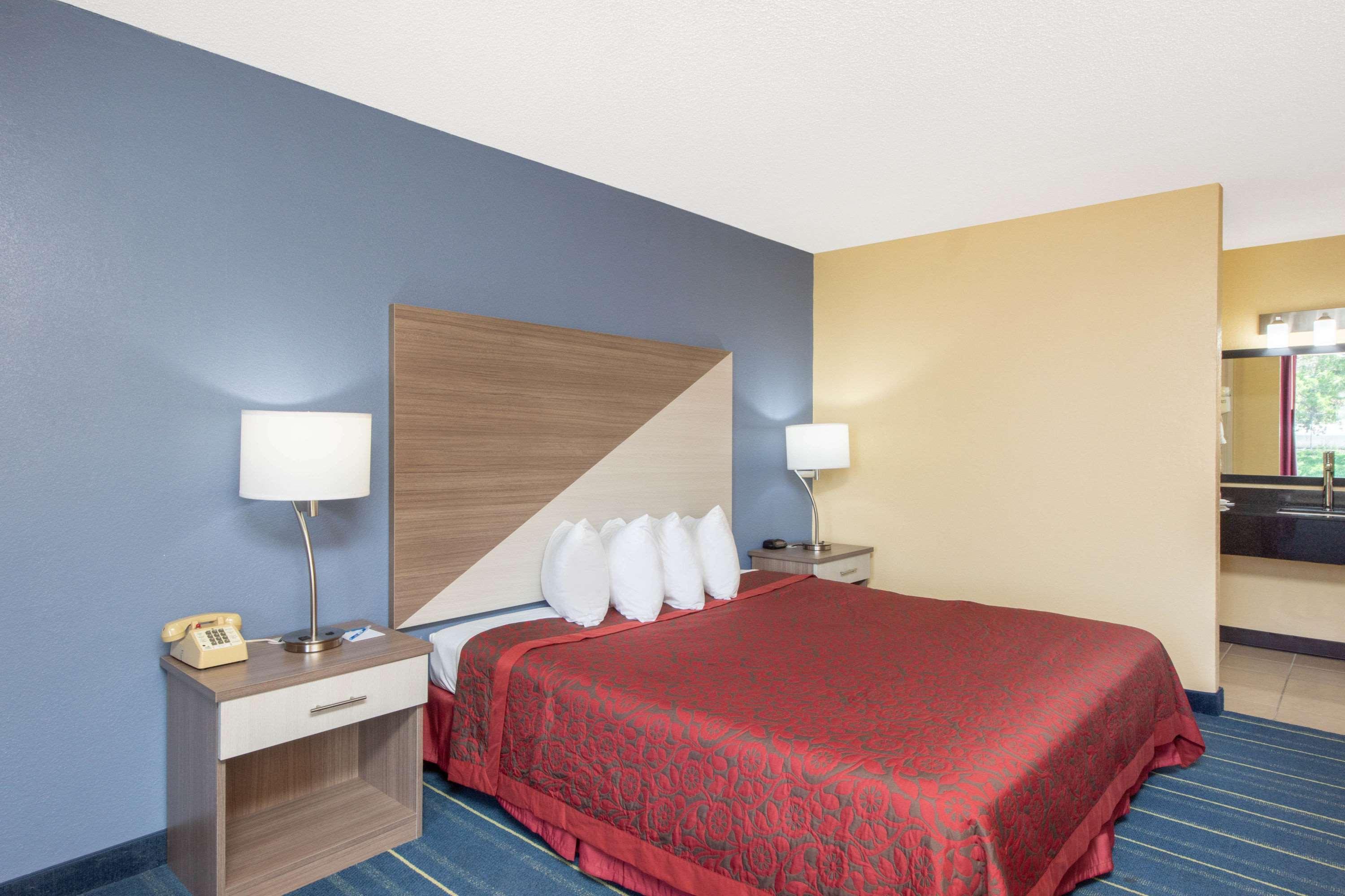 Days Inn By Wyndham Salem, Il Dış mekan fotoğraf